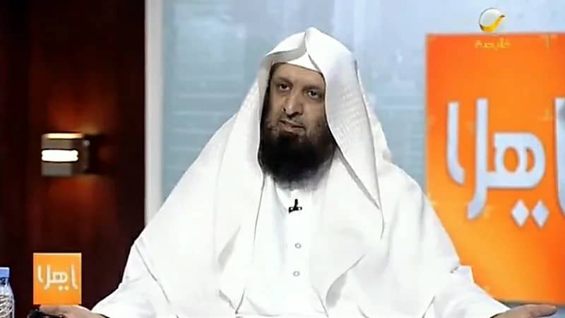 شاهد.. منشق إخواني: قيادات التنظيم إذا ضُيق عليهم يجتمعون في المقابر للتكتيك وتوزيع المهمات