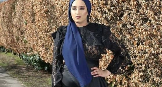 أول محجبة تقترب من لقب " ميس إنجلترا "