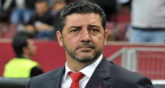 فيتوريا يعكف لتأمين 4 مباريات ودية في البرتغال