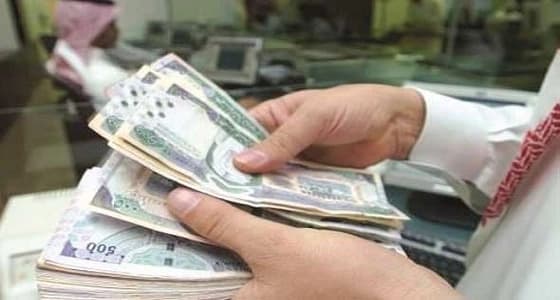 " بنوك محلية " تضع شروطا للمقيمين تسمح لهم بفتح حسابات بنكية