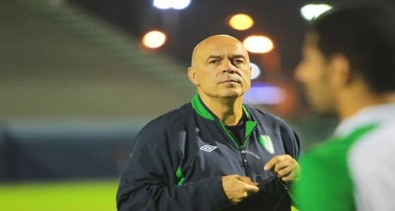 الزمالك المصري يفاوض مدرب الأهلي السابق