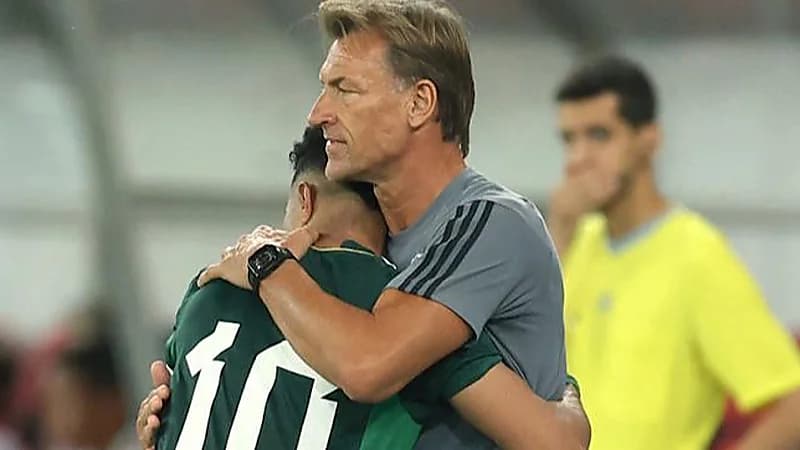 سالم الدوسري لـ"رينارد": مدربنا ومعلمنا.. شكرًا لكل جهد بذلته من أجلنا