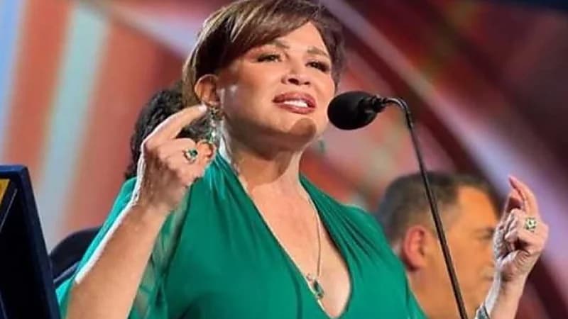 إلهام شاهين أثناء تكريمها في بيروت: أنا عنيدة وفيا جينات لبنانية