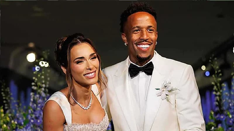 لاعبو ريال مدريد يغنون ويرقصون في حفل زفاف ميليتاو.. فيديو