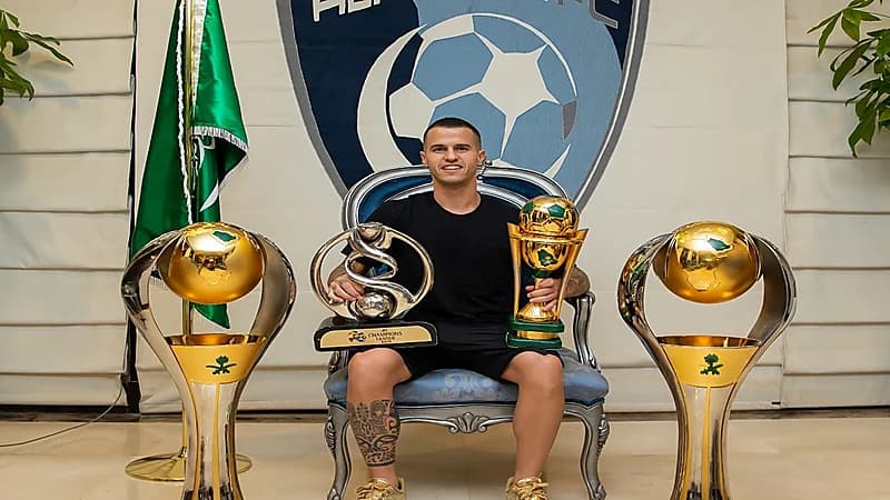 بالفيديو.. الهلال يعلن رحيل جيوفينكو