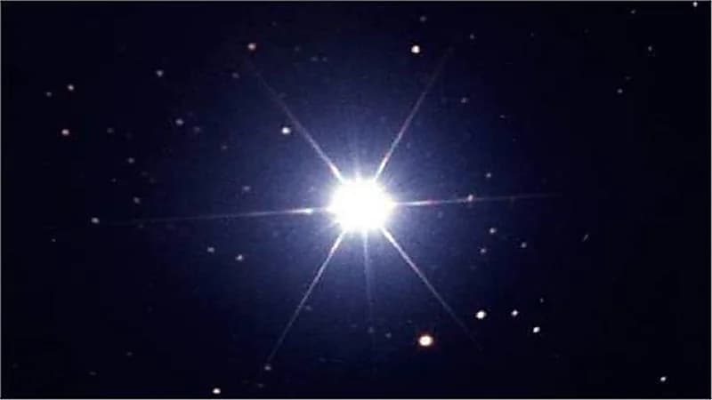 فلكية جدة: ظهور "سهيل" بداية نهاية فصل الصيف