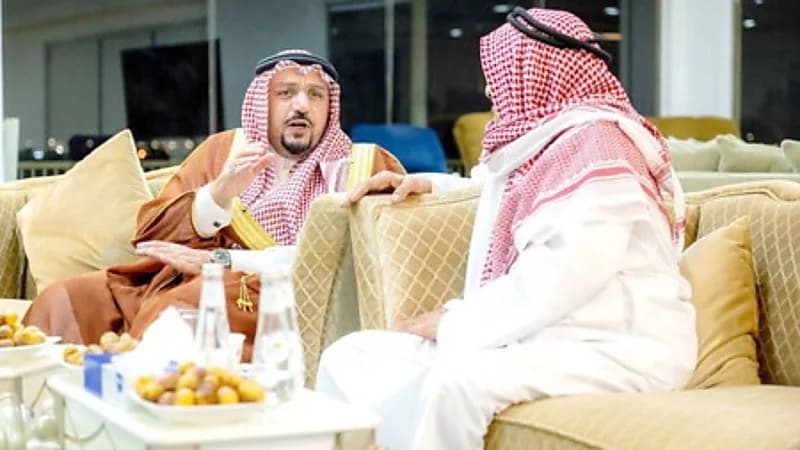  بالفيديو.. أمير القصيم بعد عتق رقبتي مواطنين: أجيكم لو أنها 1000 كيلو