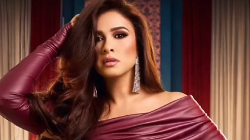 ياسمين عبدالعزيز تشعل التكهنات حول قصة حب جديدة