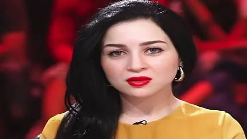 إصابة والدة مي عز الدين بفيروس كورونا