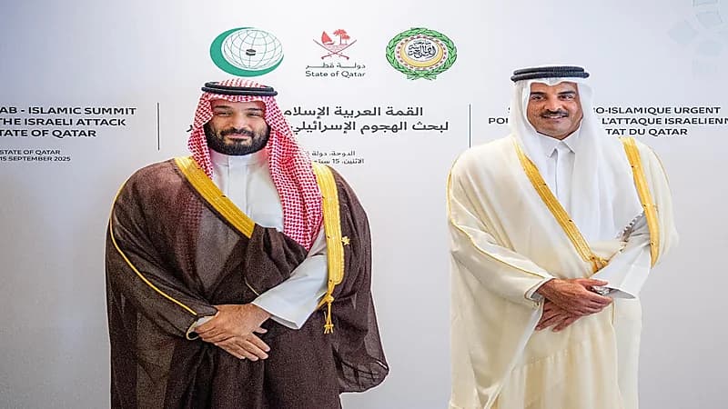 ولي العهد يصل إلى الدوحة لترؤس وفد المملكة.. صور