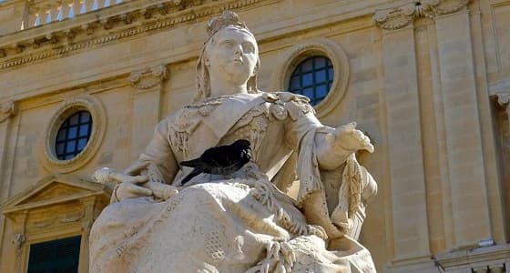 كتيب الملكة فيكتوريا في مزاد برلين ب 30 ألف يورو