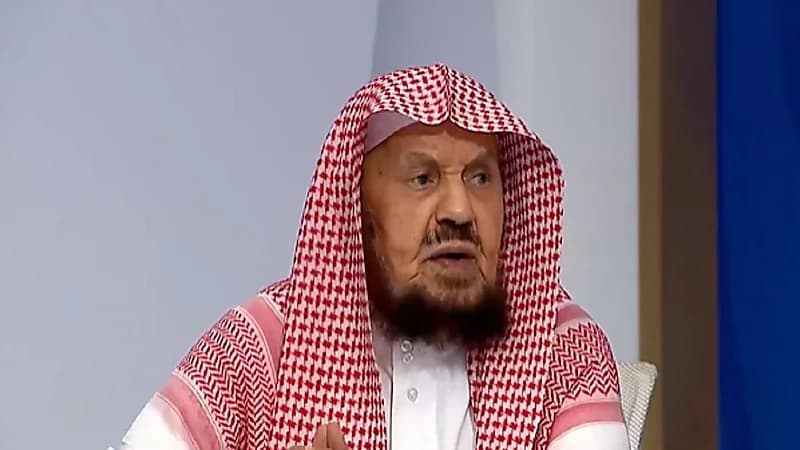المنيع يوضح حكم من لم يصم رمضان في أوائل سنوات بلوغه لجهله بالحكم.. فيديو