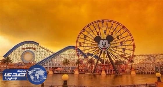 النيران تغير منظر " ديزني لاند " في كاليفورنيا