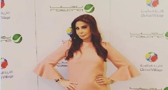 بالصور.. إليسا لأول مرة بفستان كاجوال من تصميم فالنتينو