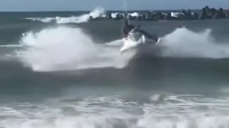 وفاة 6 طلاب وإصابة 24 إثر حادث غرق بالإسكندرية