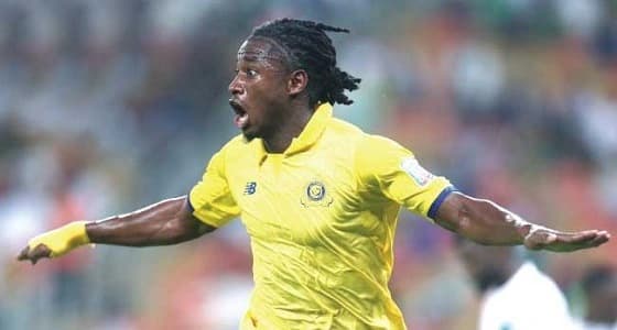 النصر في أزمة بسبب الشرط الجزائي في عقد " جيبور "