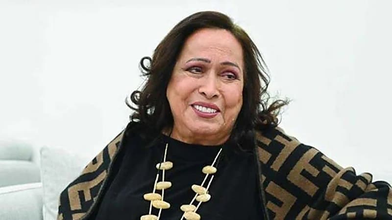 حياة الفهد تغادر إلى لندن لاستكمال علاجها