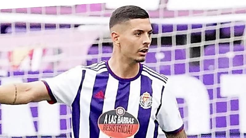 الشباب يسعى لضم المدافع سانشيز