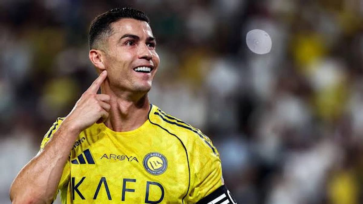 مدرب المجر: رونالدو اللاعب رقم واحد في تاريخ كرة القدم