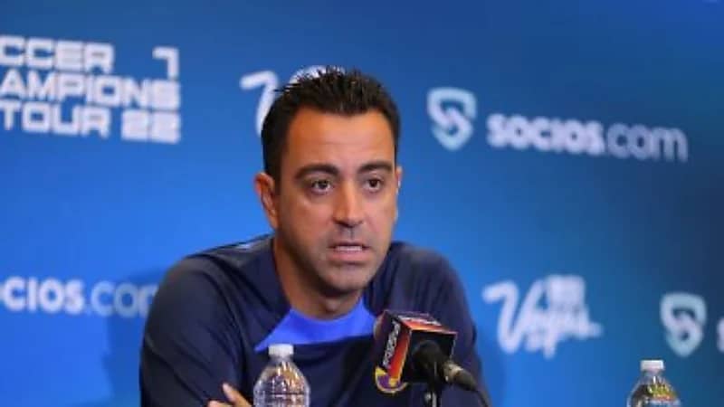 برشلونة يطالب 4 لاعبين بالرحيل