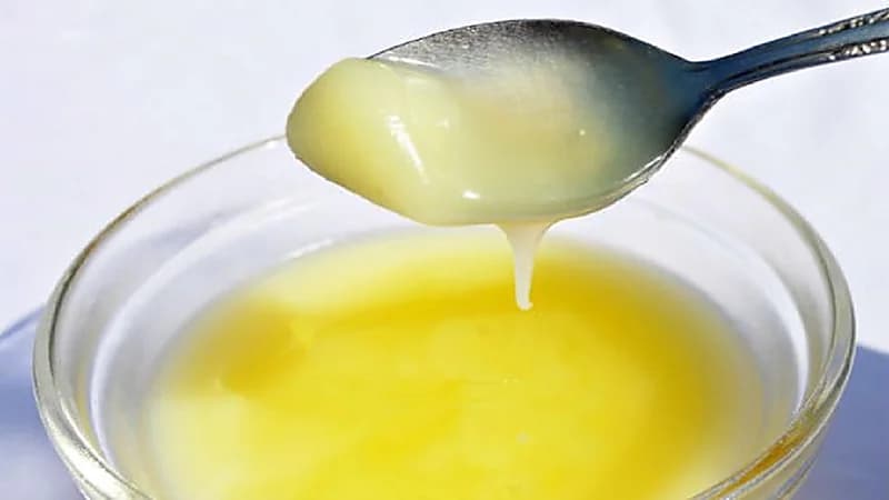 الخضيري يكشف عن شروط تناول السمن الطبيعي بشكل صحي