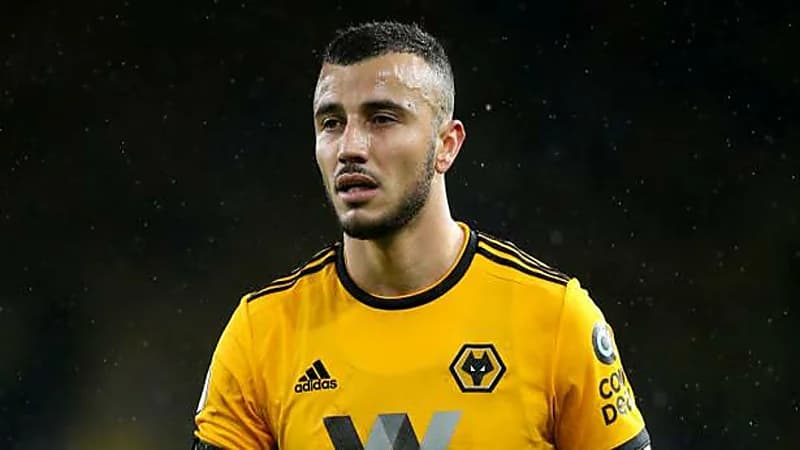 الهلال والنصر يتنافسون لضم رومان سايس