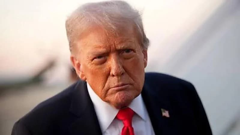 اقتراب طائرة سبيريت من طائرة ترامب يثير توبيخًا من برج المراقبة بنيويورك.. فيديو