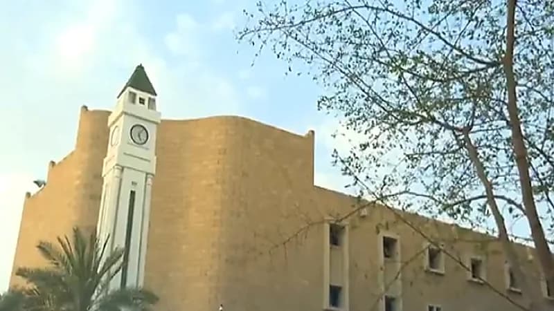 بالفيديو.. قصة ساعة "الصفاة" الناطقة بصوت نسائي في بداياتها بالرياض