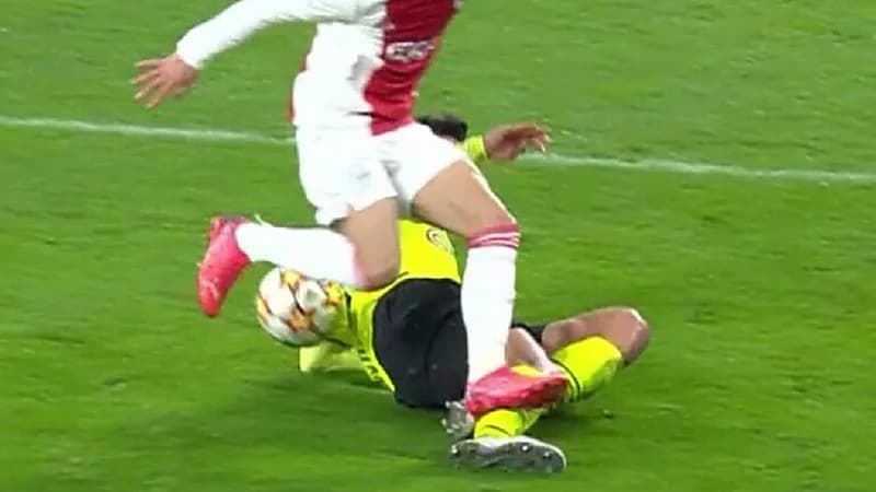 حالة تحكيمية غريبة في دوري أبطال أوروبا