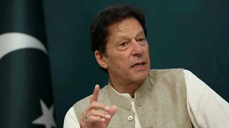 عمران خان بعد إقالته: هناك مؤامرة خارجية لتغيير النظام في باكستان