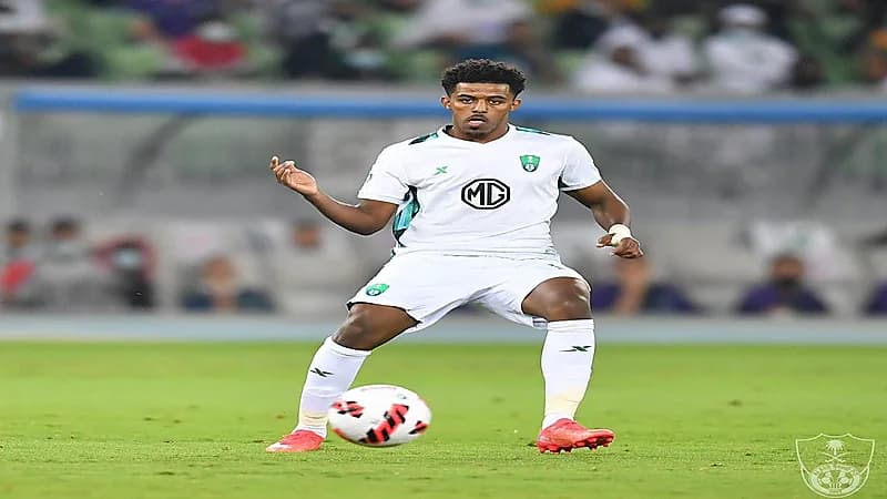 الشباب يقترب من ضم لاعب الأهلي