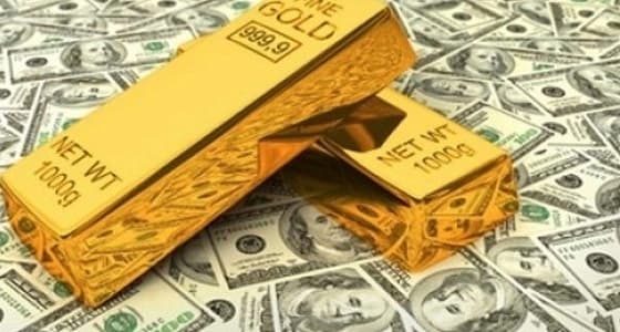 شاهد.. مشجع يصنع الحلوى العمانية بشعار الأهلي
