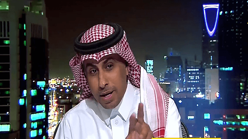 "العنزي" ردًا على متابع: هل تعاقد النصر مع ابو جبل ؟
