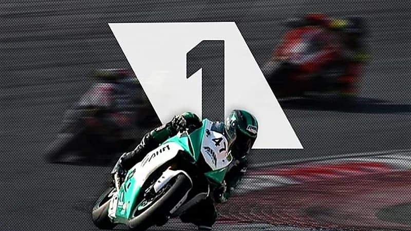 المعيني يفوز بالمركز الأول في سباق الإمارات للدراجات النارية