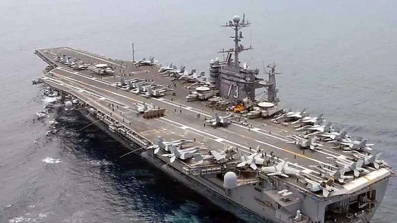 بيع حاملة طائرات أمريكية بدولار واحد
