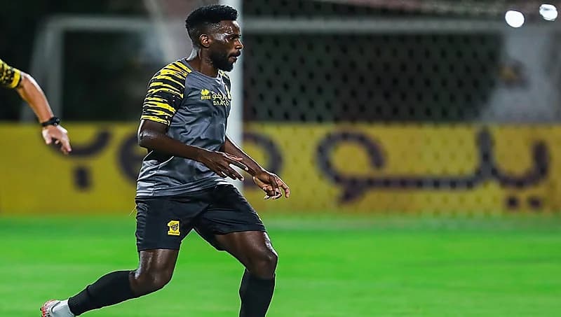 غياب البيشي عن كلاسيكو الاتحاد والنصر