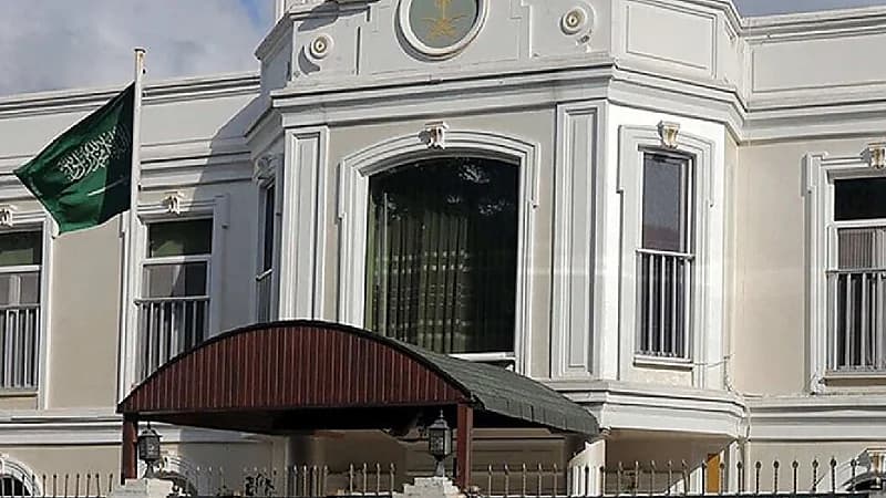 بالفيديو .. سفارة المملكة بتركيا: نقلنا المواطنين لفندق آمن