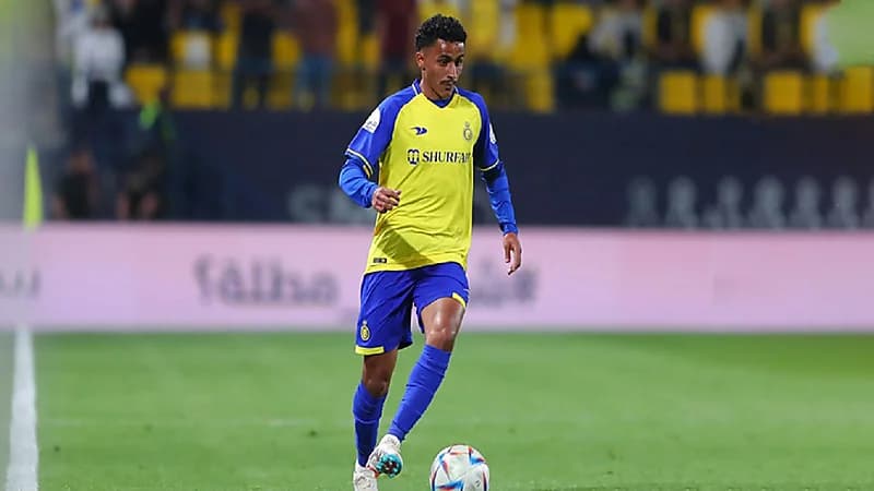 كاسترو يوافق على بيع عقد ماجد قشيش