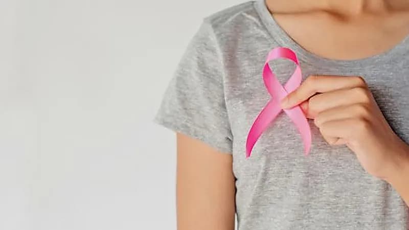 جمعية حياة لسرطان الثدي تقدم استشارة طبية مجانية