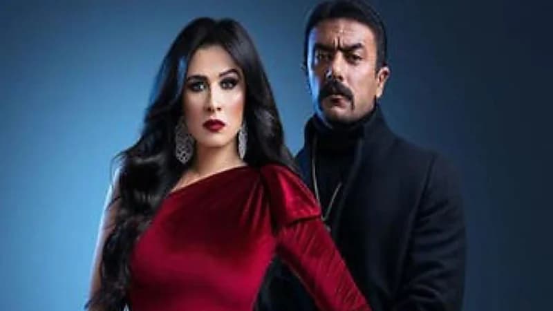 ياسمين عبد العزيز تنفي ظهورها مع طليقها أحمد العوضي.. صورة