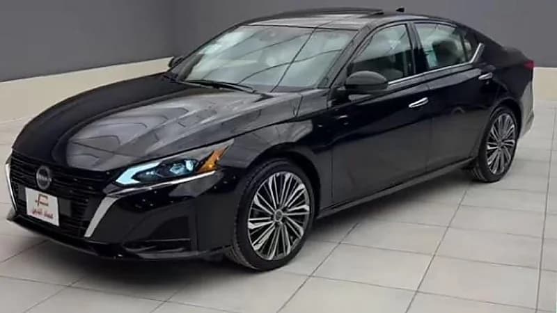 مواصفات وأسعار نيسان التيما SV نص فل 2024 .. فيديو
