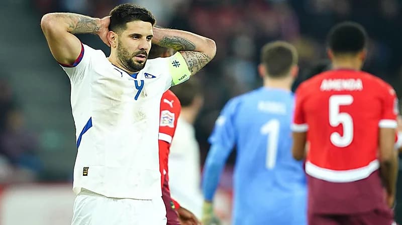 إشادة صربية لمهاجم الهلال ميتروفيتش