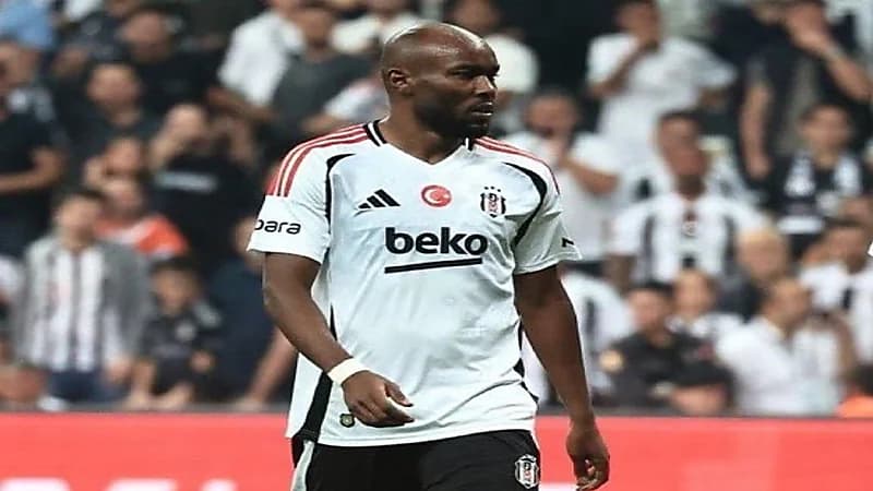 شرط صعب يعطل انتقال المصراتي إلى الفتح