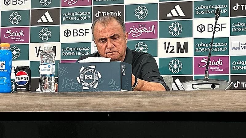 مدرب الشباب عقب الخسارة: لم أشاهد مثل هذه المباراة في مسيرتي