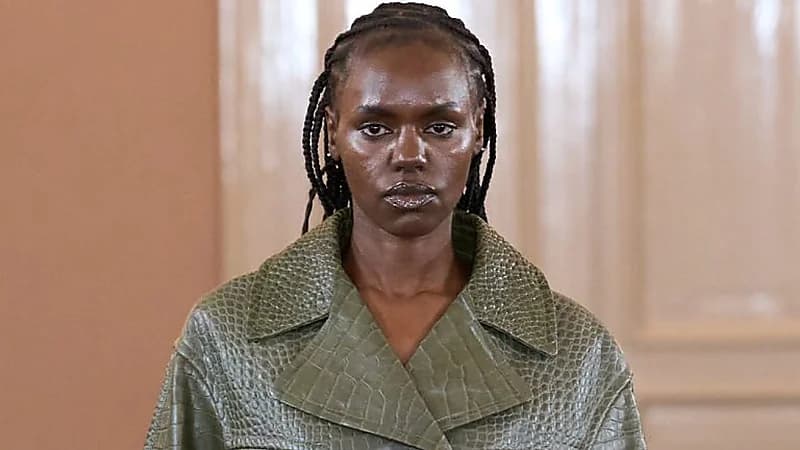 دليل شامل للعناية بالملابس: عدد مرات الغسيل ودرجات الحرارة المناسبة .. صور