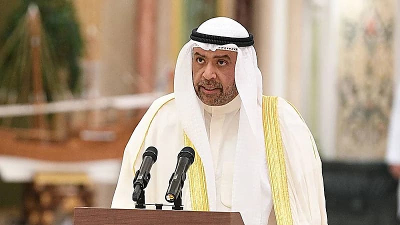 إحالة وزير الدفاع الكويتي السابق إلى محكمة الوزراء