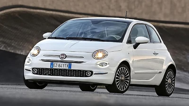 مواصفات أصغر سيارة فيات 2025