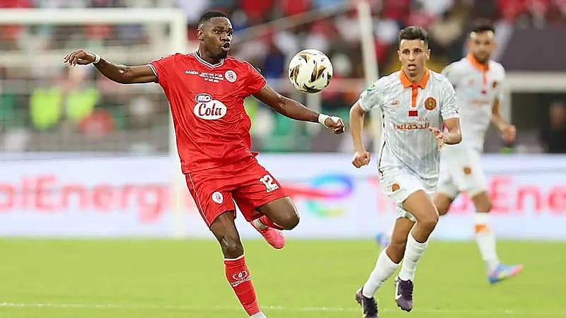 نهضة بركان يتوج بالكونفدرالية الإفريقية