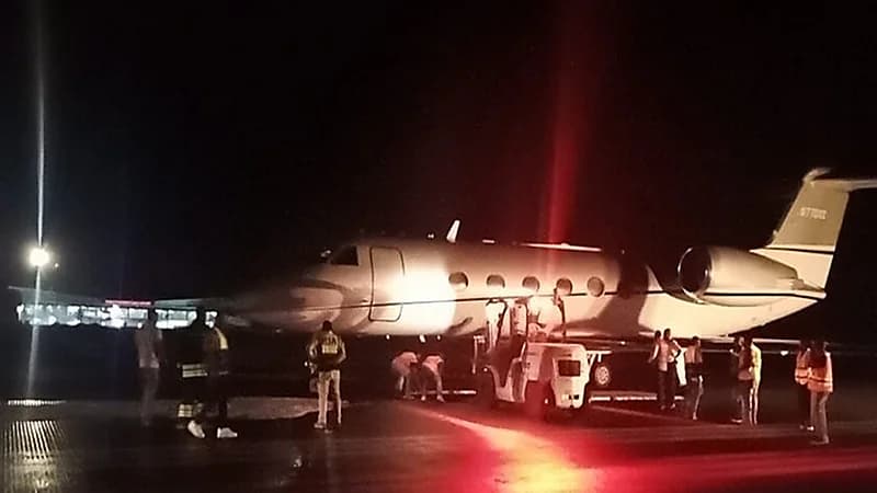 تعرض طائرة الرئيس الليبيري لانفجار أثناء هبوطها