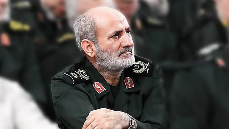 اغتيال رئيس الحرس الثوري الإيراني ونقل خامنئي إلى مخبأ تحت الأرض